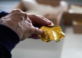 Danimarka'da tarihin en büyük hazinelerinden biri 'tesadüfen' bulundu