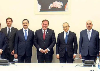 Demirören, Azerbaycan’daki piyangoyu ABD’li ortağıyla işletecek