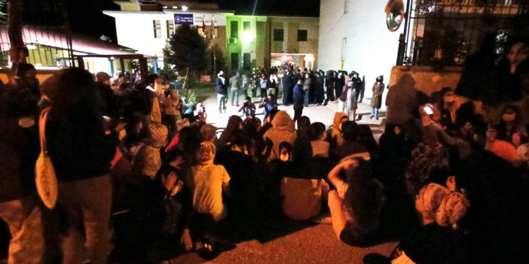 Dersim’de KYK yurdunda skandal; kız öğrencileri sokağa attılar