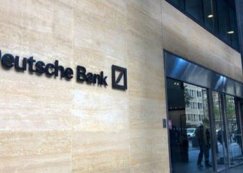 Deutsche Bank: Doların yükseleceğini öngördük ama yanıldık; yine de TL'nin bugünkü seviyelerde kalması çok zor