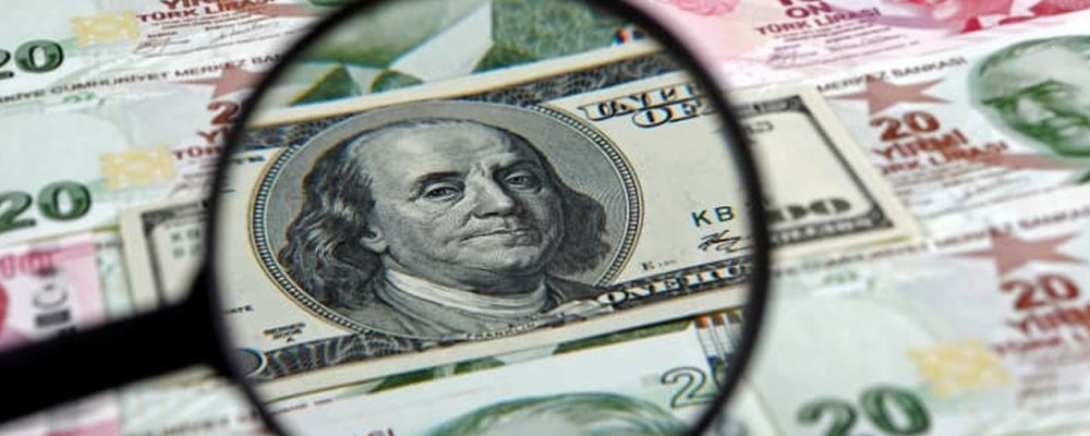 Dolar/TL yeni zirve: Bankacılar risklere dikkat çekti