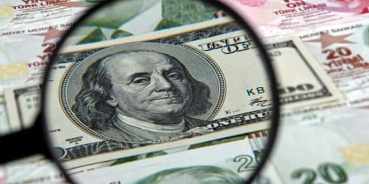 Dolar/TL yeni zirve: Bankacılar risklere dikkat çekti