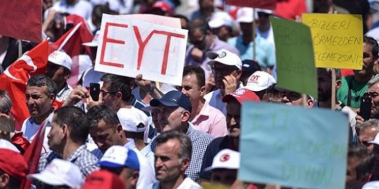 "EYT'lilerin sorunu çözülüyor" iddiası heyecan yarattı: Yetkili ağızdan duymadan inanmayız!