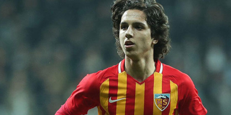 Emre Demir, Barcelona’da; serbest kalma bedeli 400 milyon Euro!