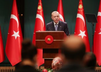 Erdoğan: Parkta, bah&ccedil;ede yatanların &ouml;ğrencilikle ilgisi yok