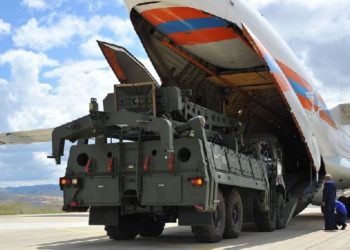 Erdoğan, Türkiye'nin yeni Rus füze savunma sistemleri satın alacağını söyledi