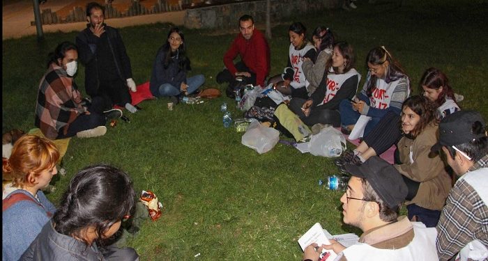 Eskişehir Valiliği, yurt çıkmayan üniversite öğrencilerinin parklarda toplanmasını yasakladı