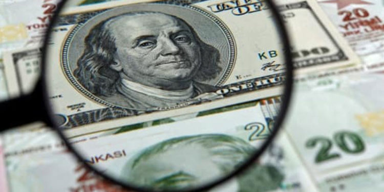 Faiz indiriminin ardından dolar/TL 8,95’i gördü