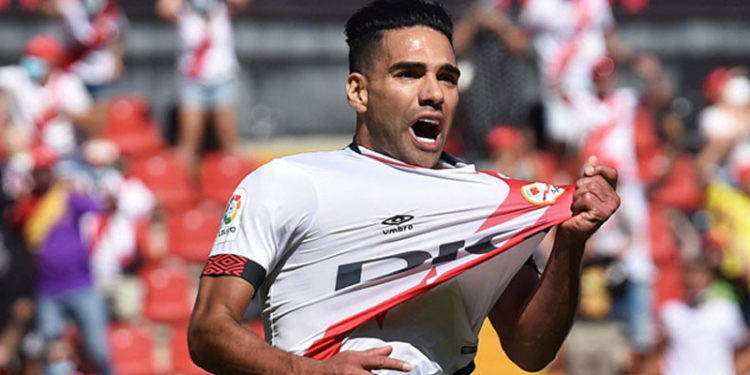 Falcao, ilk maçında golle tanıştı