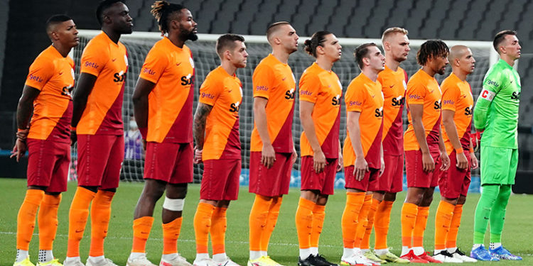 Galatasaray, 16 futbolcu ile yollarını ayırdı