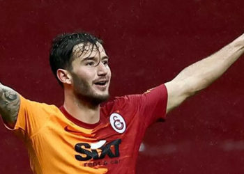 Galatasaray'da Oğulcan Çağlayan'ın lisansı çıkarıldı