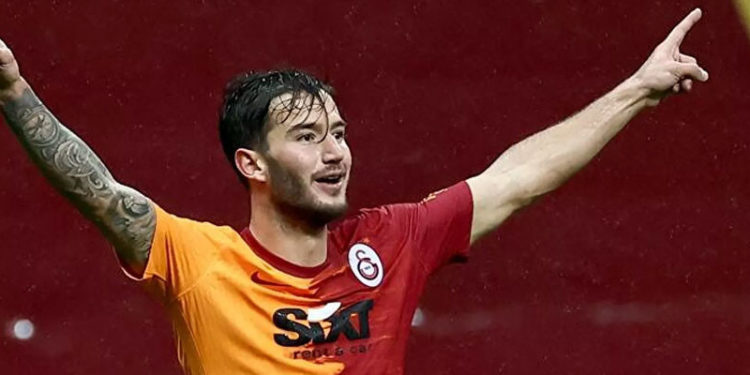 Galatasaray'da Oğulcan Çağlayan'ın lisansı çıkarıldı