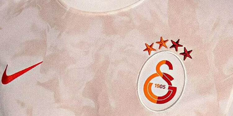 Galatasaray'ın alternatif forması belli oldu