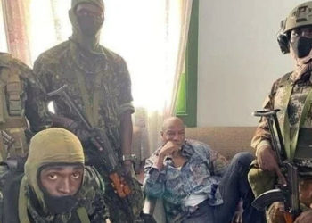 Gine'de darbenin ardından hükümet kurma görüşmeleri başladı