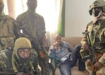 Gine’de darbe iddiası; asker yönetime el koydu