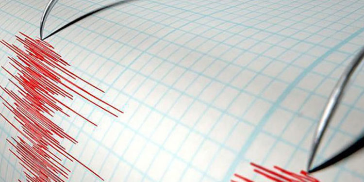 Girit Adası'nda deprem: 1 kişi öldü, çöken binalarda mahsur kalanlar var