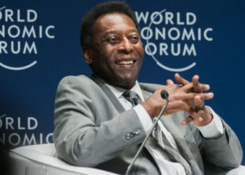 Hala yoğun bakımdan çıkarılmayan Pele'nin durumuyla ilgili hastaneden açıklama