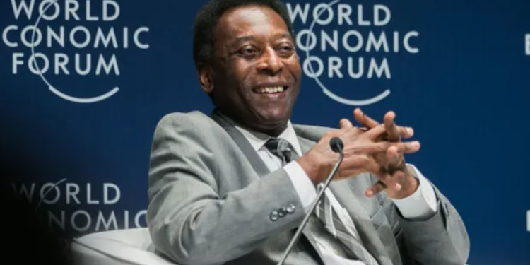 Hala yoğun bakımdan çıkarılmayan Pele'nin durumuyla ilgili hastaneden açıklama