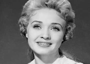 Hollywood yıldızı Jane Powell yaşamını yitirdi.
