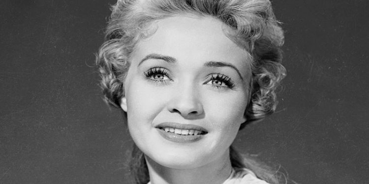 Hollywood yıldızı Jane Powell yaşamını yitirdi.