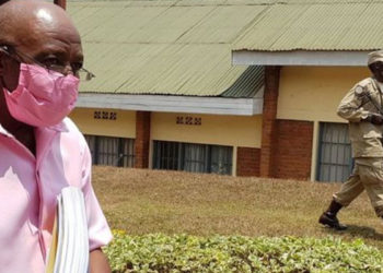 Hotel Rwanda filminin kahramanı Paul Rusesabagina 'teröre destek' suçlamasıyla 25 yıl hapis cezası aldı