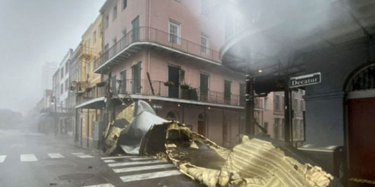 Ida Kasırgası: Louisiana'da 1 milyon kişi elektriksiz kaldı