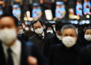 Japonya'da 65 yaş üstü, üçüncü doz aşılarını 2022 başında olacak