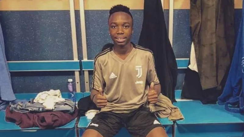 Juventus'un 17 yaşındaki genç futbolcusu Bryan Dodien, yaşamını yitirdi