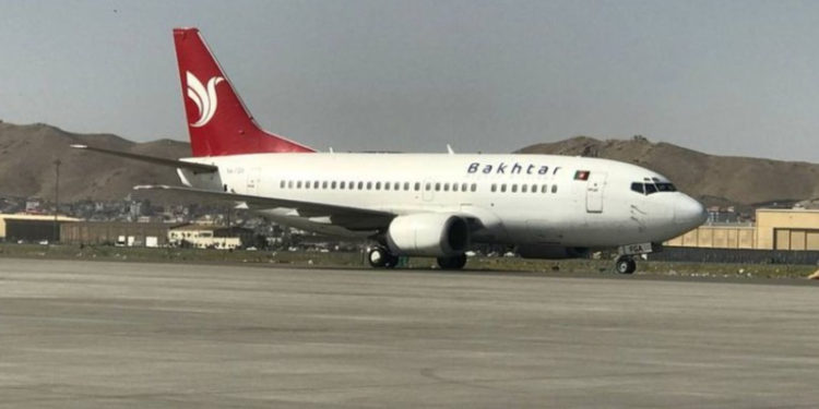 "Kabil Havalimanı, yardım uçakları için tekrar açıldı"; Taliban kontrolünde ilk iç hat uçuşları gerçekleşti