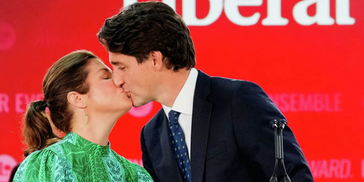 Kanada'da baskın seçime giden Trudeau başbakan kaldı, ama parlamento çoğunluğunu elde edemedi