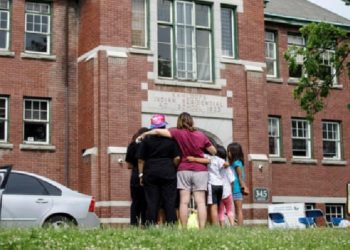 Kanada'nın Katolik piskoposları, yatılı okullardaki suistimaller için özür diledi