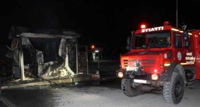 Kayseri’de işten çıkarılan kepçe operatörü iş makinesini yaktı