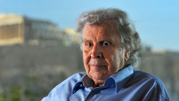 Komşu yasta: Mikis Theodorakis hayatını kaybetti