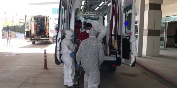 Konya Valisi Özkan: Hastanelerdeki acil servis ve yoğun bakımlarda hasta yükü artıyor