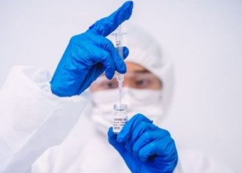 Koronavir&uuml;s aşılarının bir etkisi daha ortaya &ccedil;ıktı