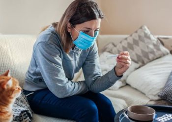 Koronavirüsün yeni semptomları açıklandı