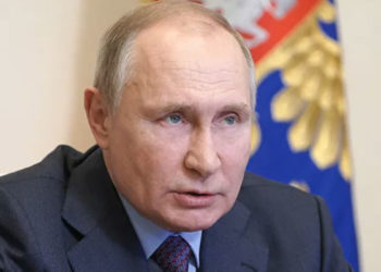 Kremlin: Putin, yakın çevresinde çıkan Covid vakası nedeniyle kendini izole etti