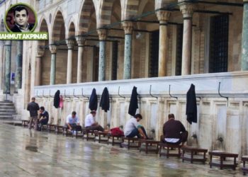 Laiklik gelecekte en çok dindarlara lazım olacak!