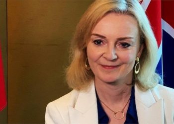 Liz Truss: İngiltere'nin tarihindeki ikinci kadın dışişleri bakanı