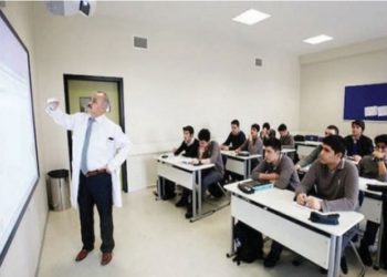 Maarif Vakfı öğretmenlere 9 kat fazla maaş vermiş!