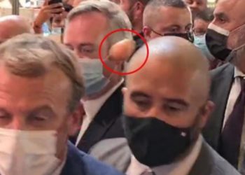 Macron’a yumurtalı saldırı