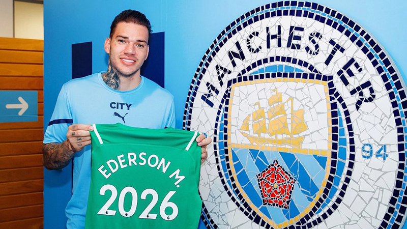 Manchester City, kaleci Ederson ile sözleşme yeniledi