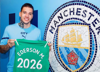 Manchester City, kaleci Ederson ile sözleşme yeniledi