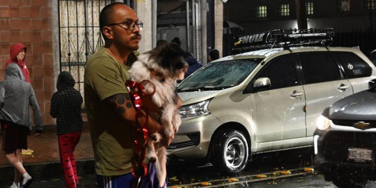 Meksika'da 7 büyüklüğünde deprem