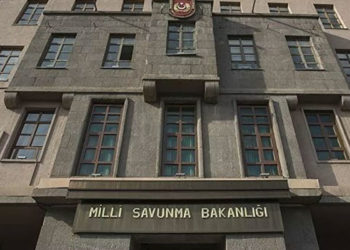 Milli Savunma Bakanlığı '5 general istifa etti' iddiasını yalanladı