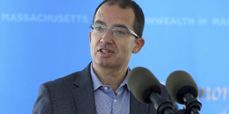 Moderna CEO'su Bancel: Salgın 1 yıl içinde bitebilir