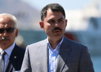 Murat Kurum açıkladı: Antalya ve Muğla’da 2 bin 516 bina acil yıkılmalı