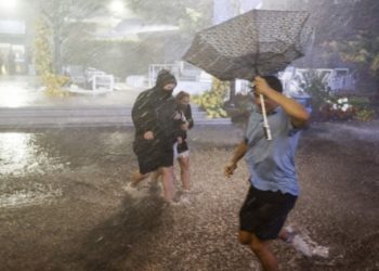 New York ve New Jersey&rsquo;de kasırga nedeniyle acil durum ilan edildi