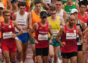 Olimpiyatlara ev sahipliği yapan Tokyo, Covid-19 nedeniyle yıllık maratonu erteledi