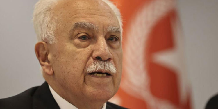 Perinçek'ten "Kürt sorununa Meclis'te çözüm" çağrılarına tepki: Türk ordusunun başarıyla sonuca giden silahlı çözümünü baltalama girişimi